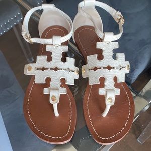Tory Burch Phoebe Flat Thong Sandals Ivory White